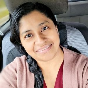 Meet your Posher, Iris